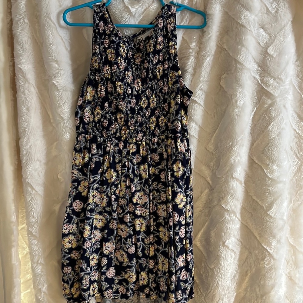 Brand Epic Threads Girls short sleeves dress. Size small in girls! Pre owned
